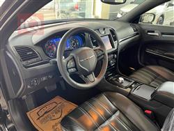 کرایسلەر 300